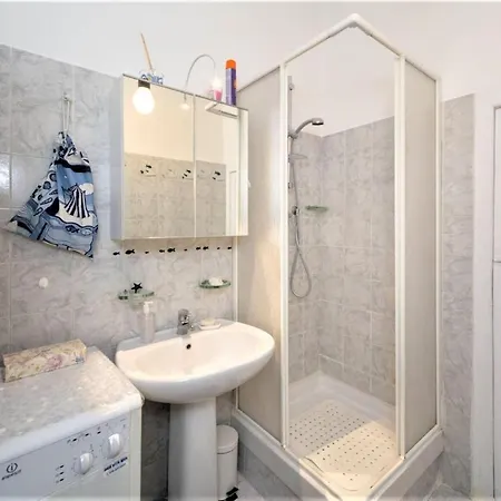 Guesthero - Via Pisacane Apartment
